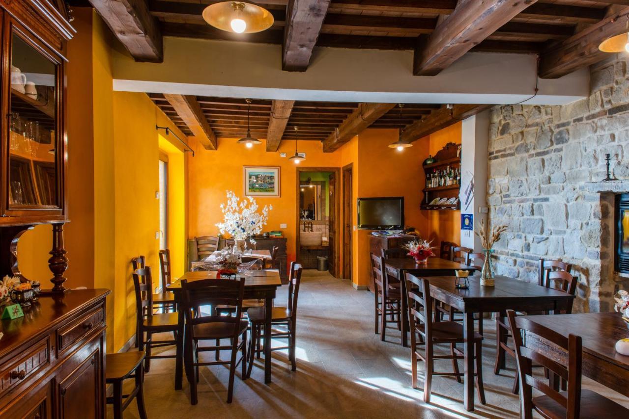 Locanda Della Rocca Сарнано Екстериор снимка